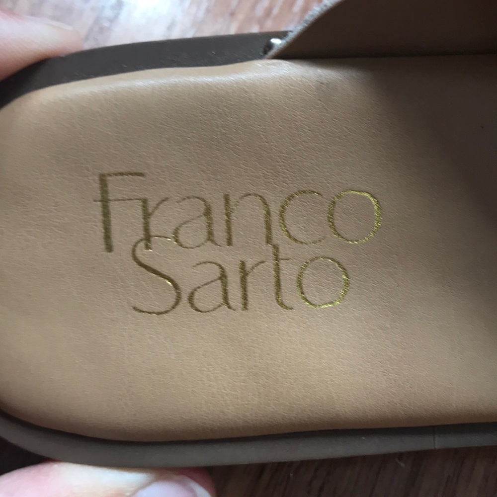 Franco Sarto Gold Slid on Sandals - Picture 6 of 7